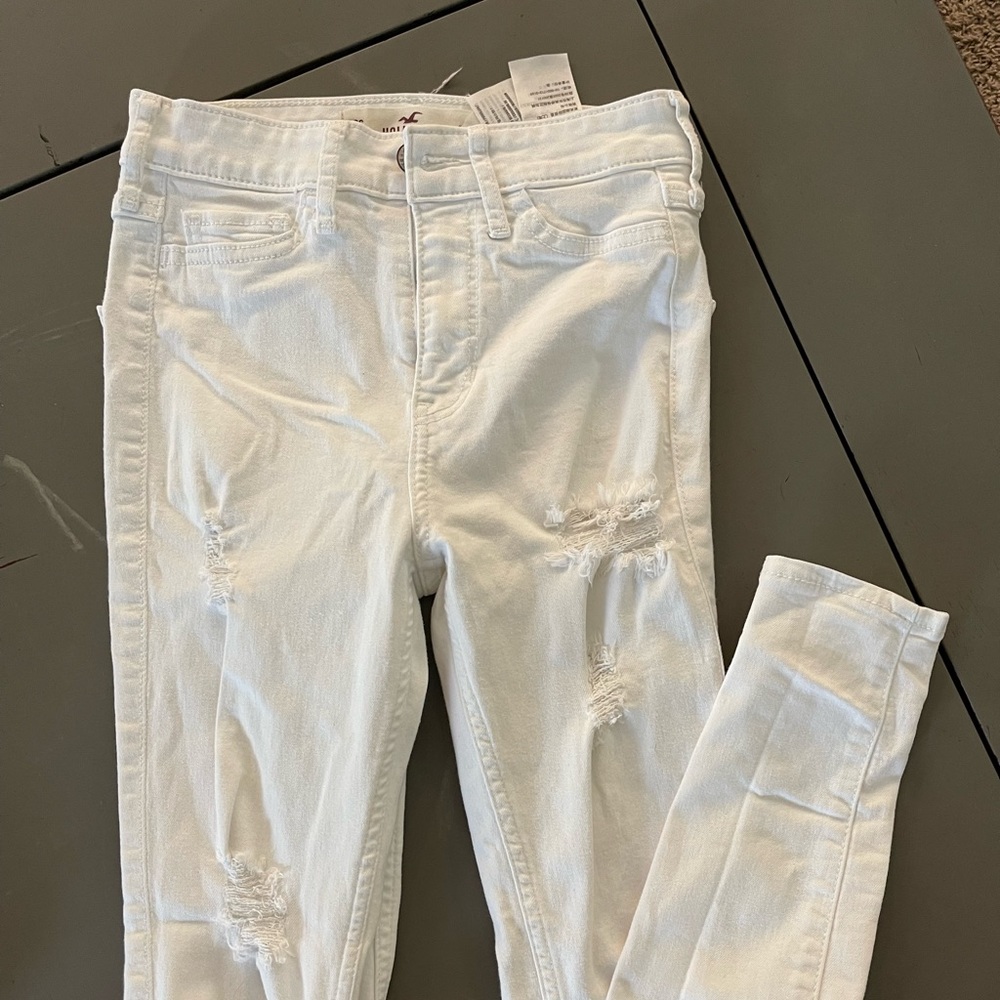 Hollister distressed white denim jeans, size 00